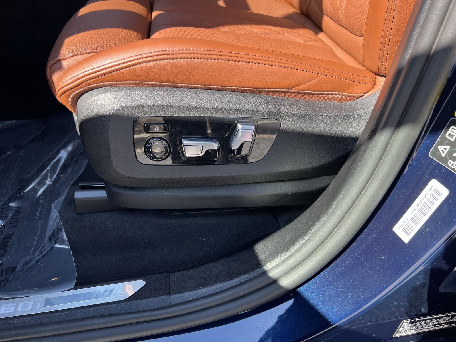 Used 2024 BMW X7 M60i w/ Executive Package AWD/4WD image 14