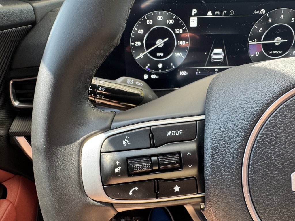 Used 2023 Kia Sportage SX image 32