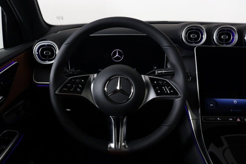 Used 2026 Mercedes-Benz GLC 300 4MATIC image 18
