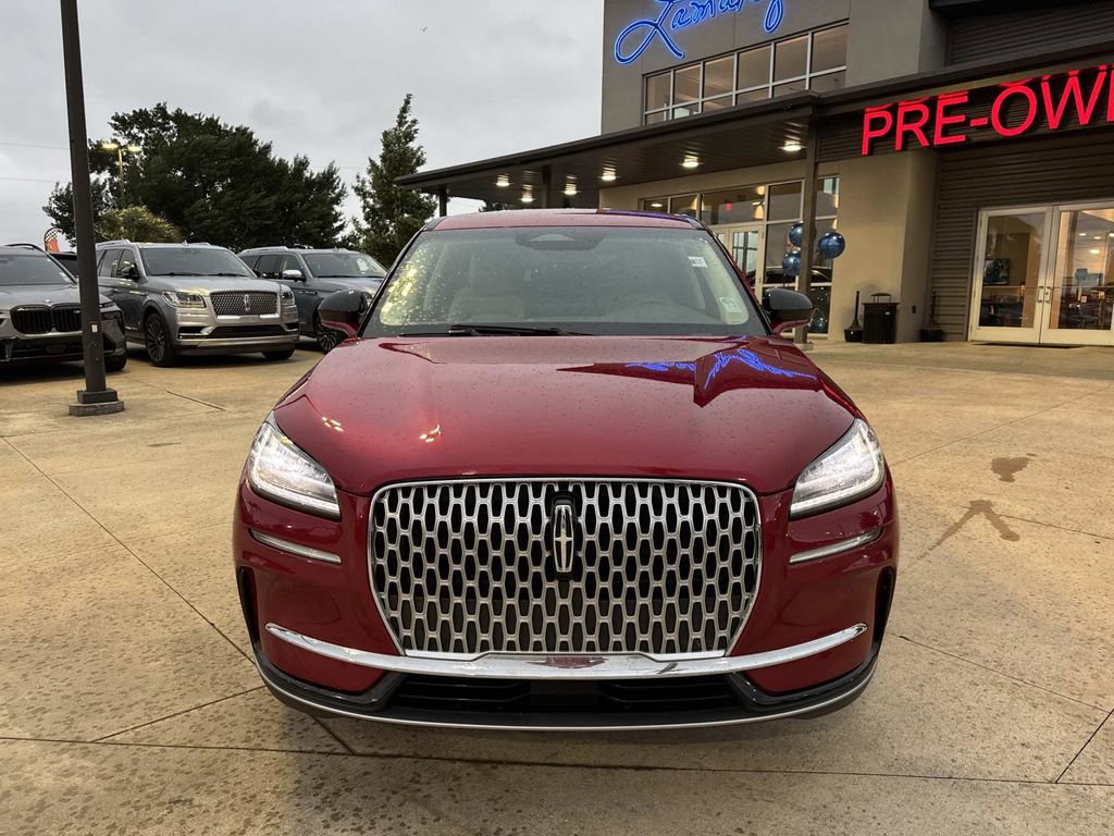 Used 2023 Lincoln Corsair FWD image 3
