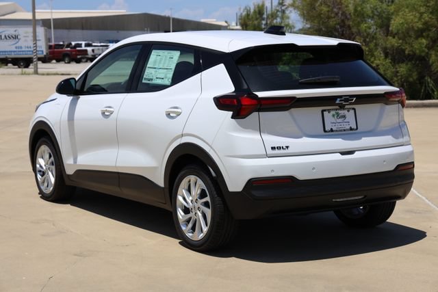 New 2027 Chevrolet Bolt LT FWD image 6