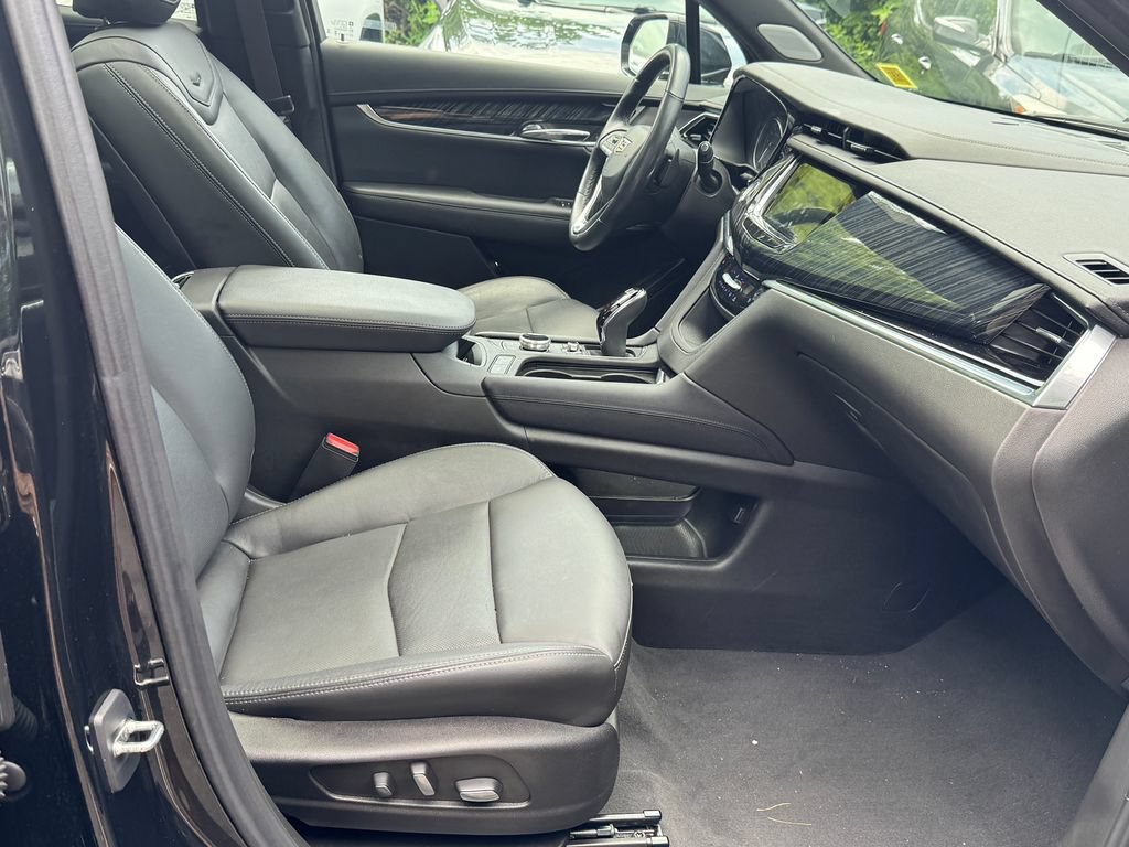 Used 2023 Cadillac XT6 Premium Luxury AWD/4WD image 31