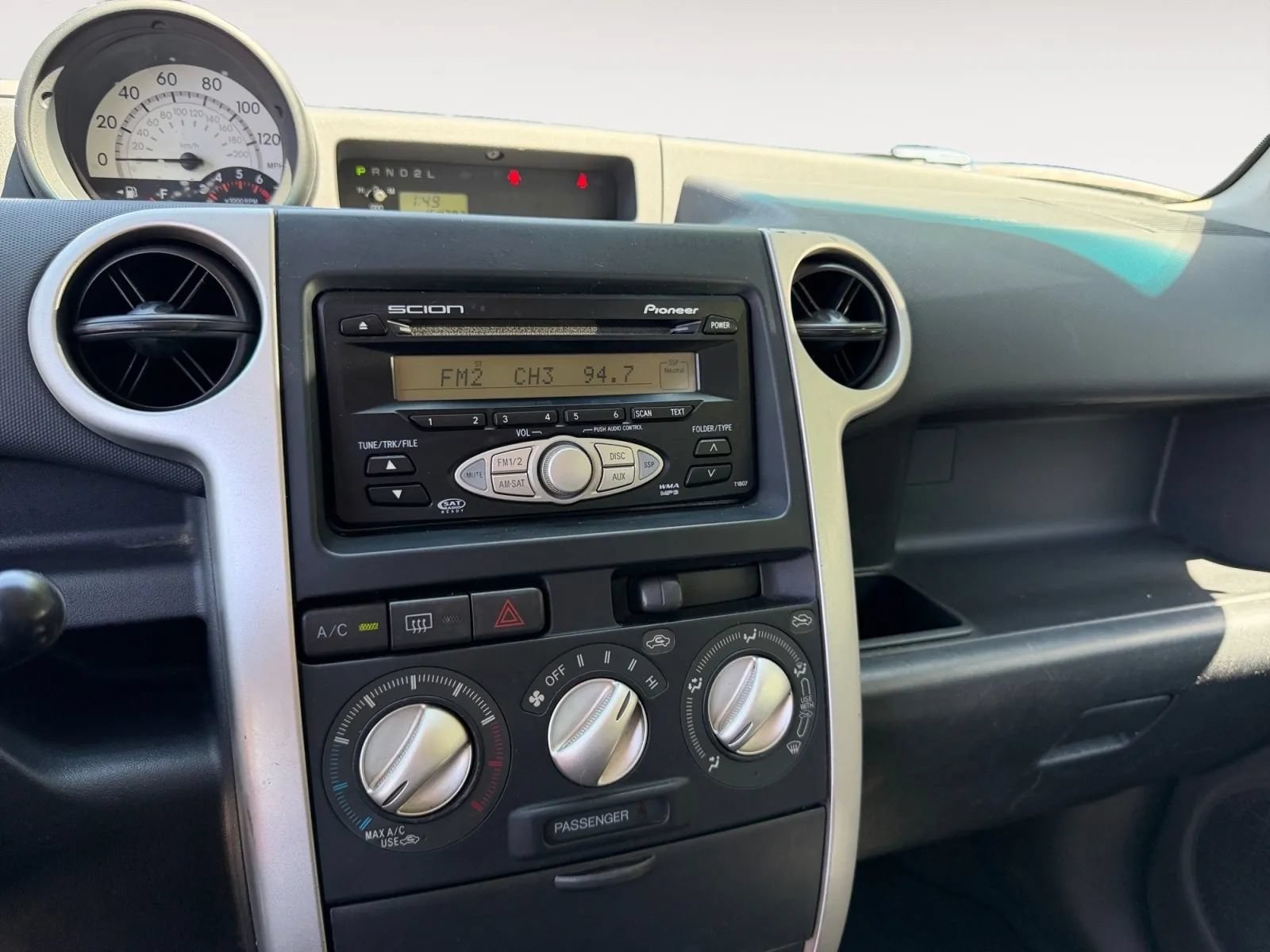 Used 2006 Scion xB FWD image 13