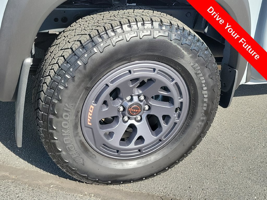 Used 2025 Nissan Frontier PRO-4X w/ Pro Premium Package AWD/4WD image 32