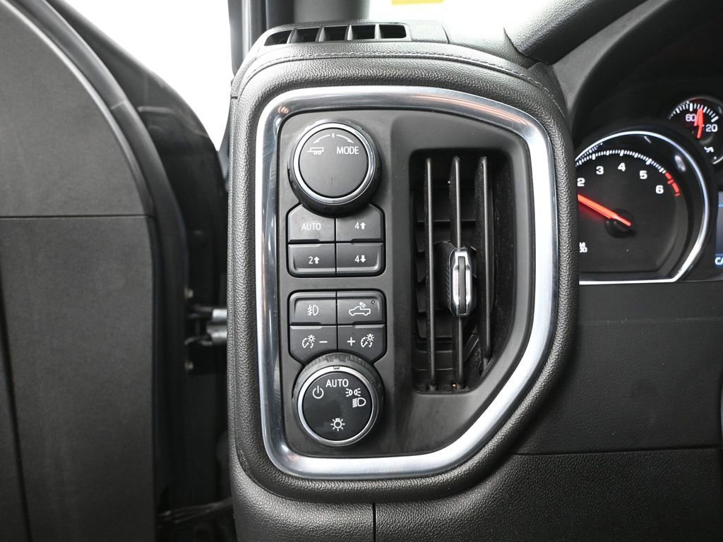 Used 2020 Chevrolet Silverado 1500 LT Trail Boss w/ Convenience Package image 33