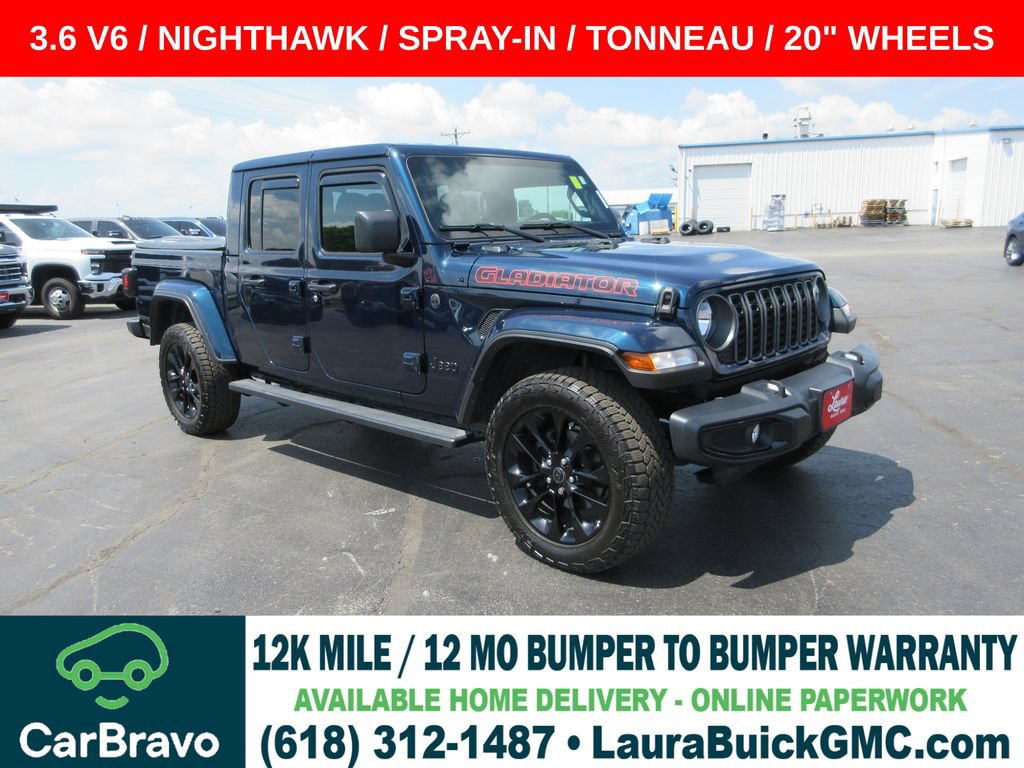 Used 2025 Jeep Gladiator Sport AWD/4WD image 1