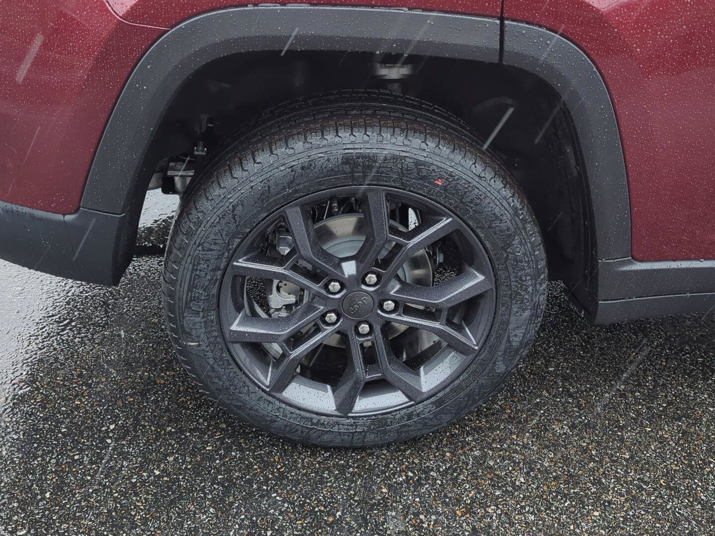 New 2025 Jeep Grand Cherokee Limited image 8