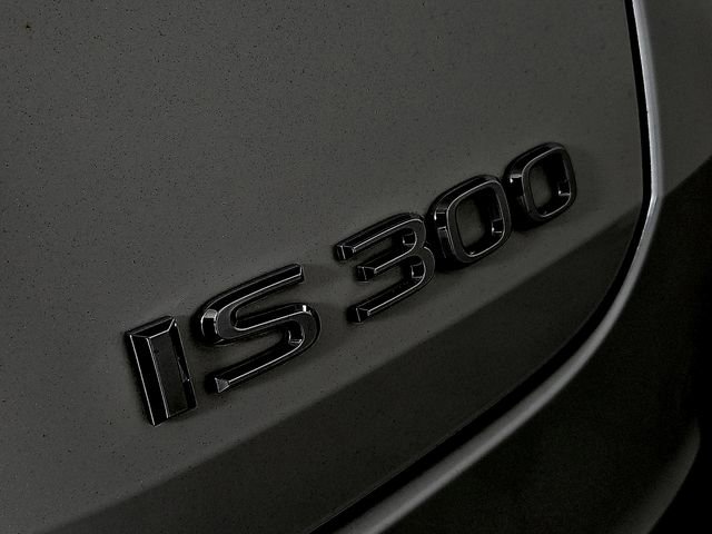 Used 2022 Lexus IS 300 w/ Premium Package RWD image 32