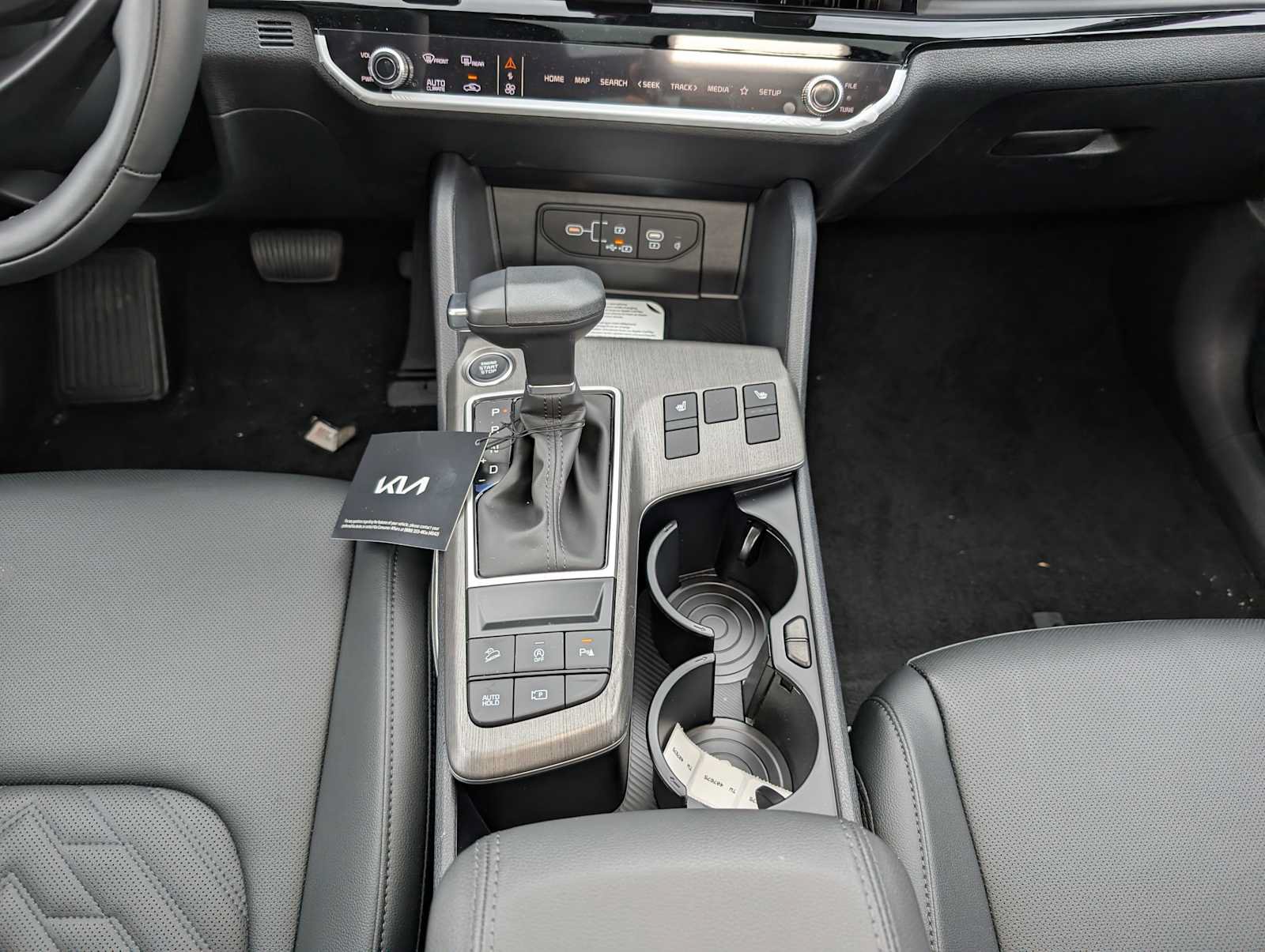 New 2026 Kia Sportage X-Line w/ X-Line Technology Package AWD/4WD image 13