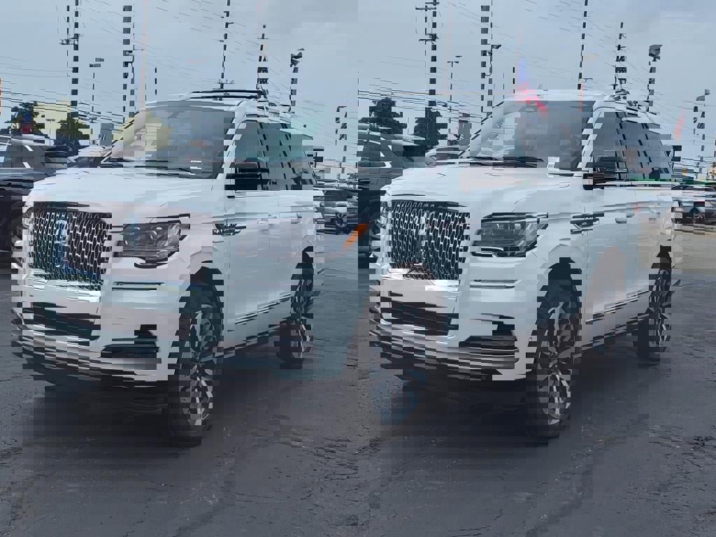 New 2023 Lincoln Navigator Reserve image 26