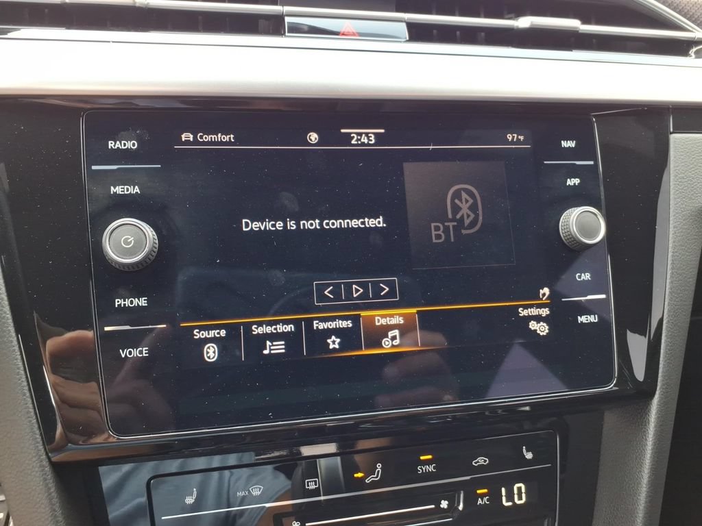Certified 2023 Volkswagen Arteon SEL AWD/4WD image 13
