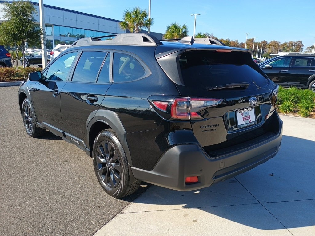 Certified 2023 Subaru Outback Onyx Edition image 7
