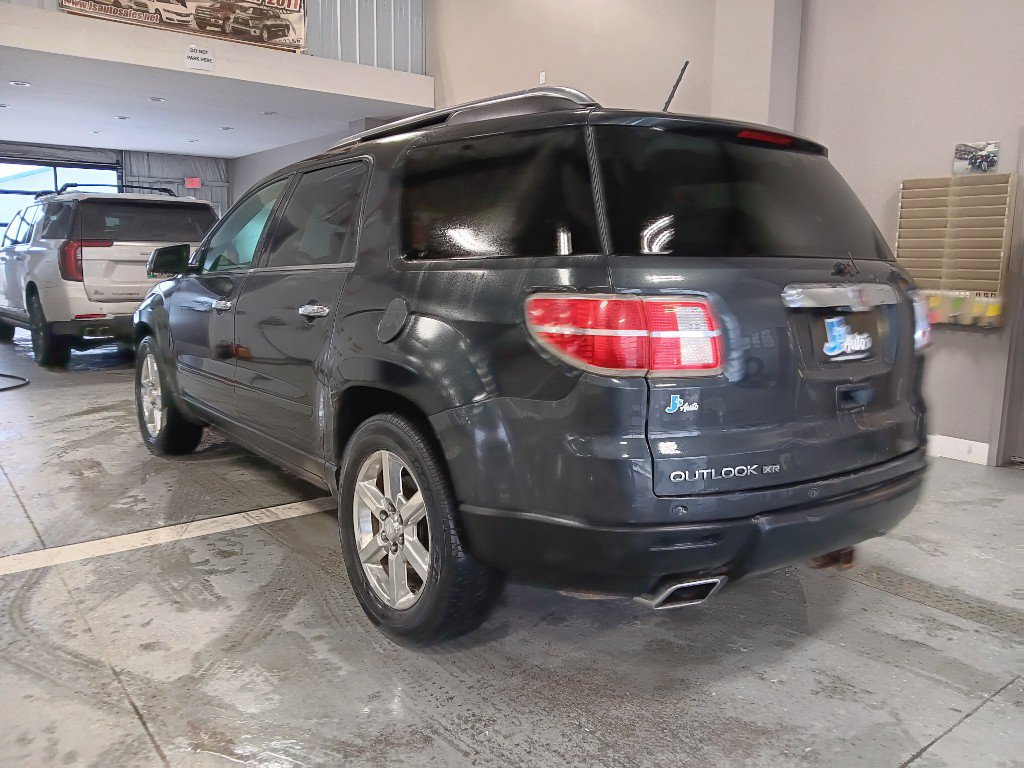 Used 2007 Saturn Outlook XR w/ Premium Trim Pkg image 5