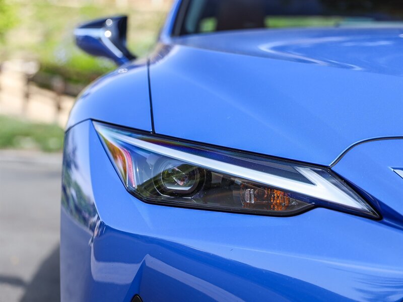 Used 2021 Lexus IS 300 w/ Accessory Package RWD image 11