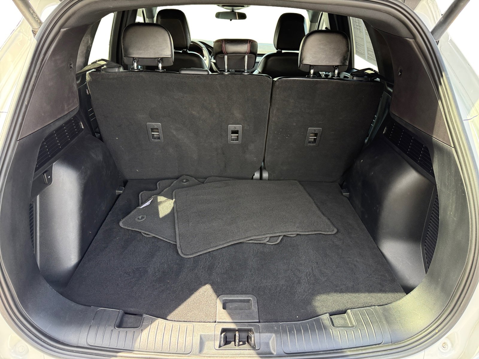 Certified 2024 Ford Escape ST-Line w/ Tech Pack #1 image 17