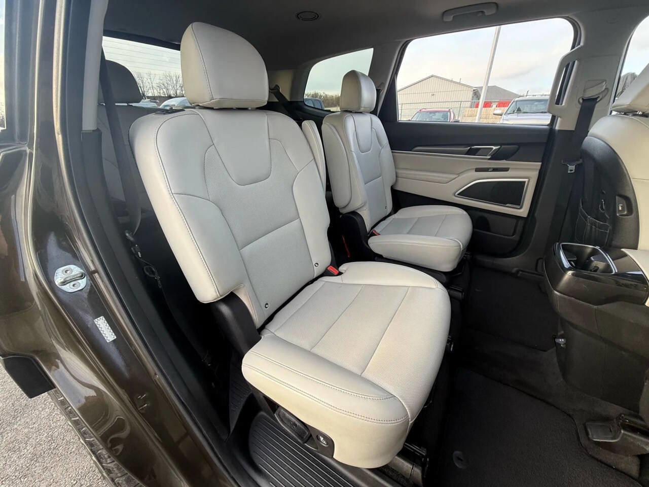 Used 2021 Kia Telluride S AWD/4WD image 13