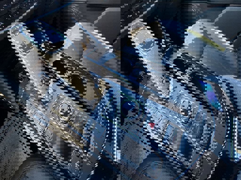 Used 2022 Maserati Levante Modena image 18