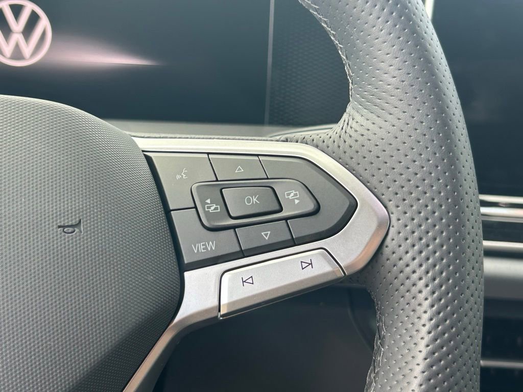 New 2026 Volkswagen Tiguan SE R-Line image 25