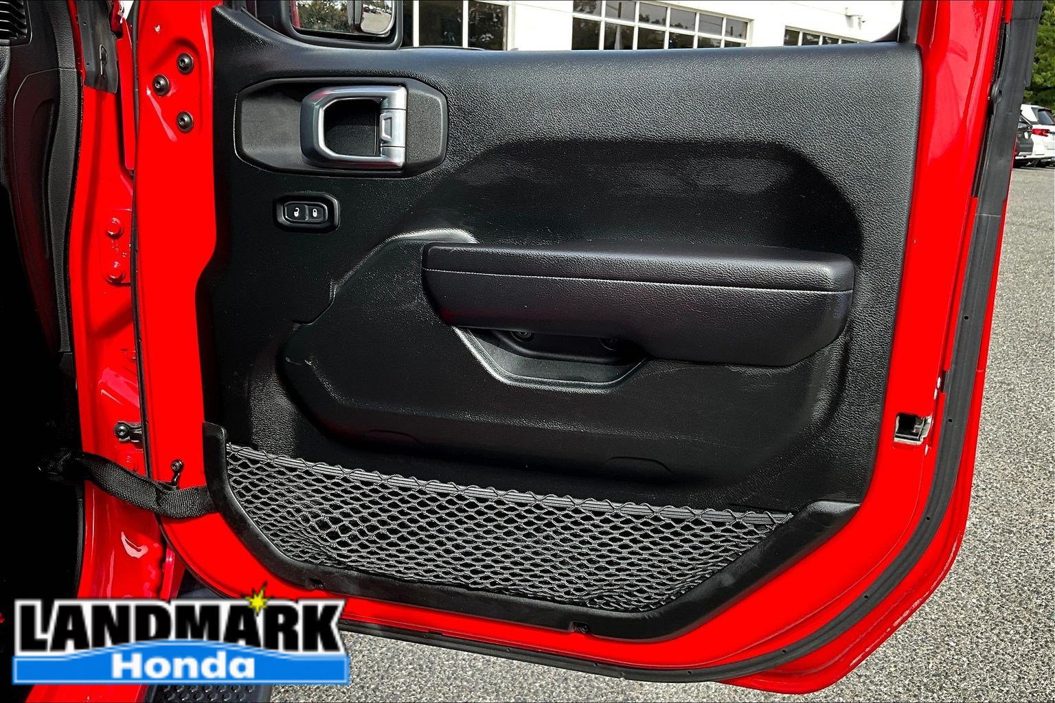Used 2021 Jeep Wrangler Sport AWD/4WD image 18
