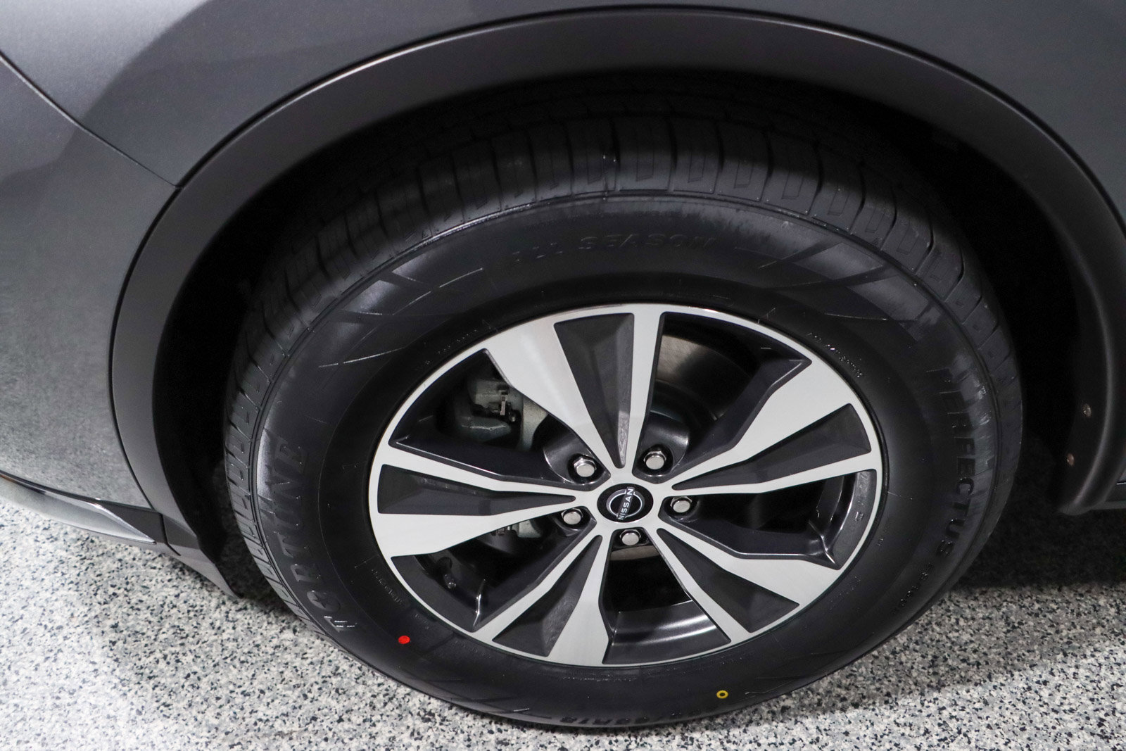 Used 2023 Nissan Murano SV FWD image 11