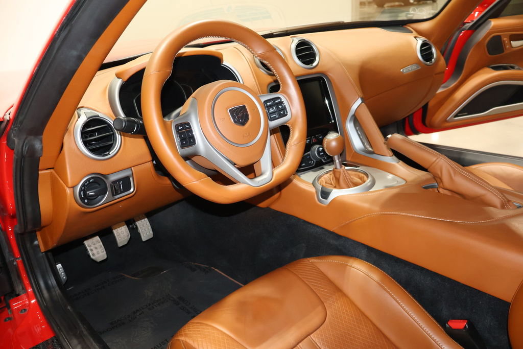 Used 2013 SRT Viper GTS w/ GTS Laguna Interior Pkg image 20