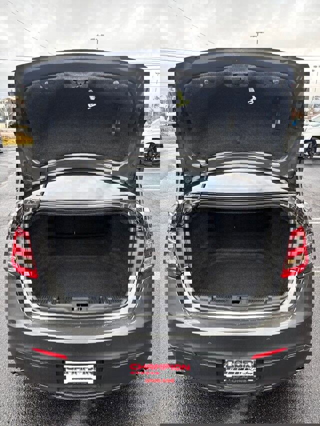 Used 2016 Ford Taurus SEL w/ Equipment Group 201A image 14