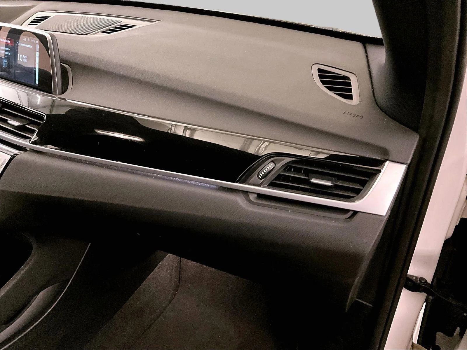 Used 2019 BMW X1 sDrive28i w/ Convenience Package image 15