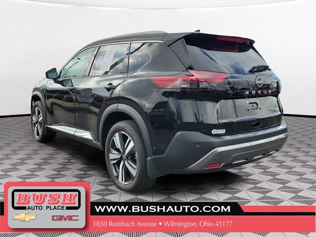 Used 2022 Nissan Rogue SL w/ SL Premium Package image 3