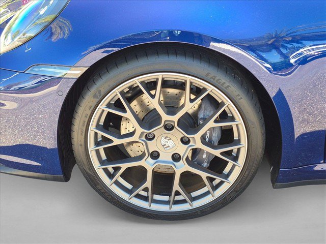 Used 2025 Porsche 911 Carrera RWD image 22