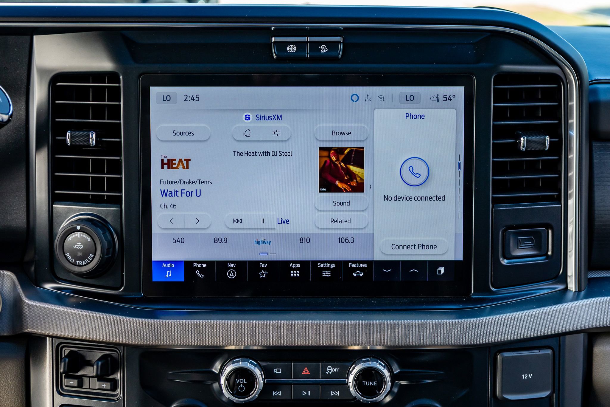 Used 2026 Ford F450 Platinum w/ Platinum Plus Package image 25