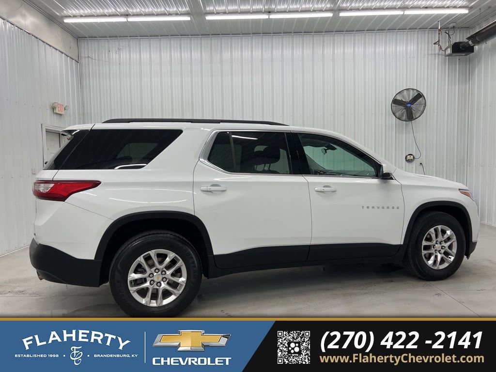 Used 2021 Chevrolet Traverse LT AWD/4WD image 2