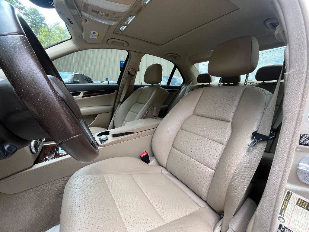 Used 2012 Mercedes-Benz C 300 4MATIC Sedan image 15