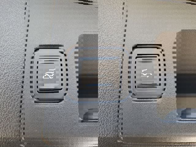 Used 2019 Cadillac XT5 Premium Luxury w/ Driver Assist Package image 10