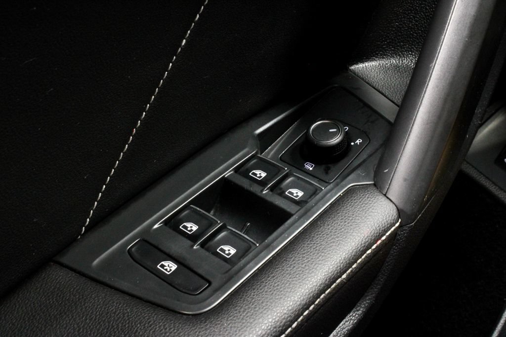 Used 2024 Volkswagen Tiguan SE FWD image 27