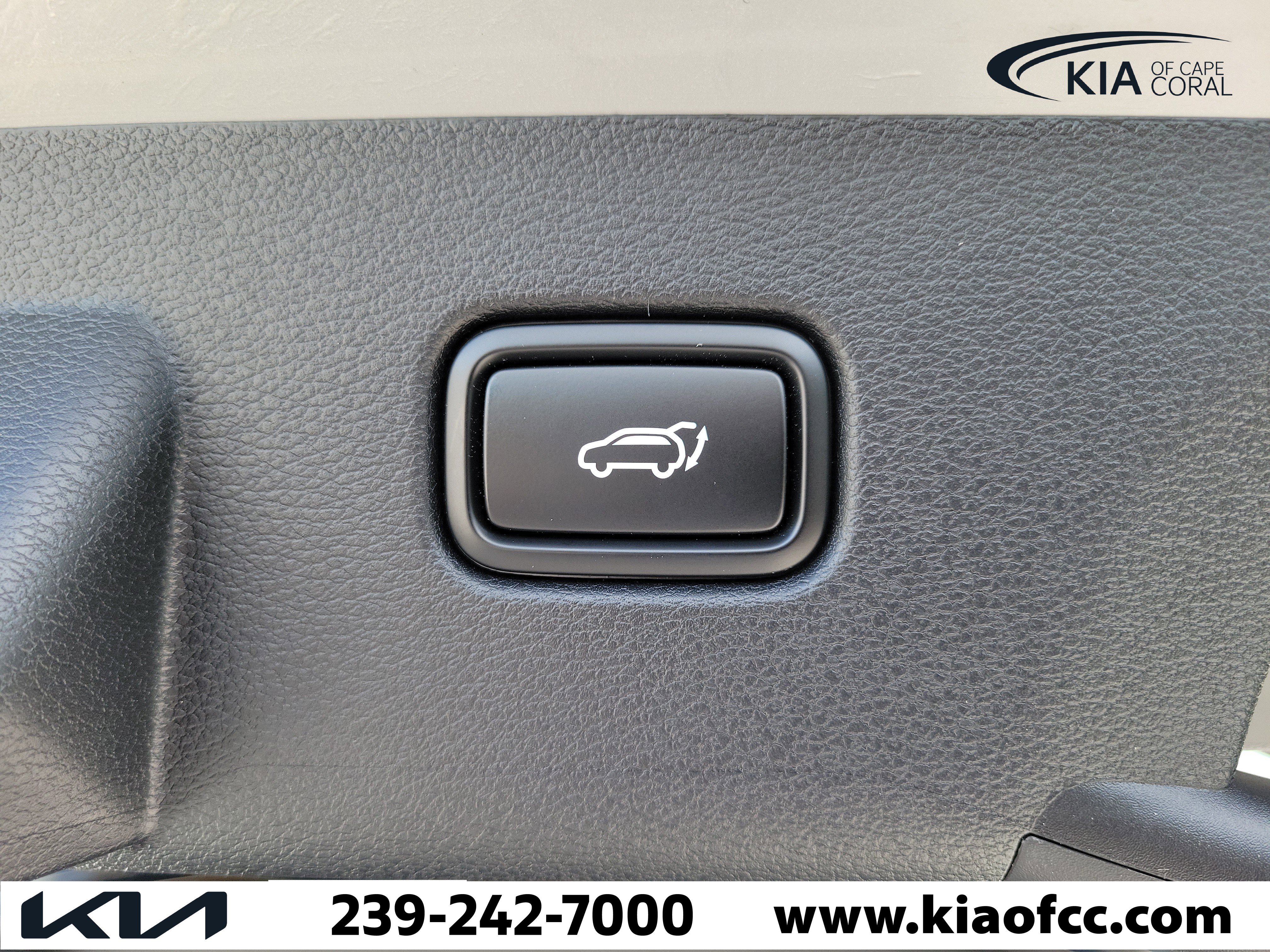 New 2026 Kia Sportage SX image 11