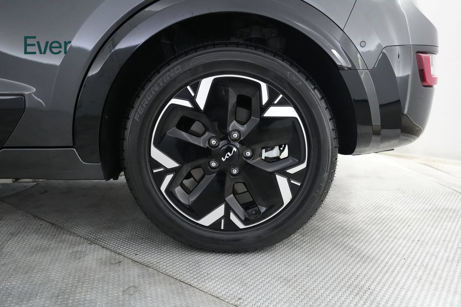 Used 2023 Kia Niro Wave FWD image 9