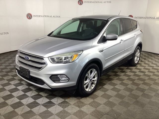 Used 2017 Ford Escape SE