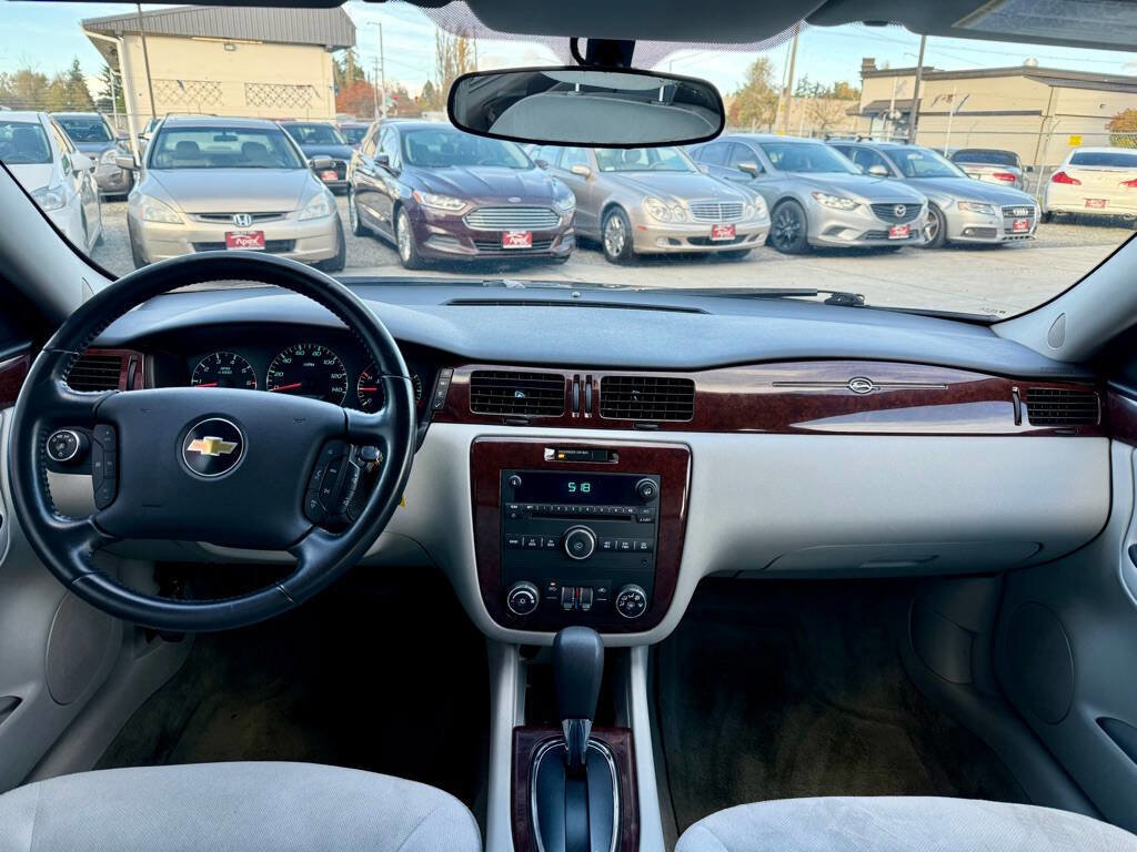 Used 2011 Chevrolet Impala LT image 11