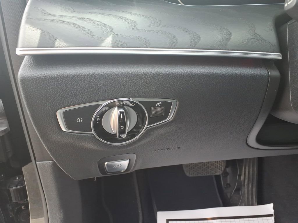 Certified 2023 Mercedes-Benz E 350 4MATIC Sedan image 17