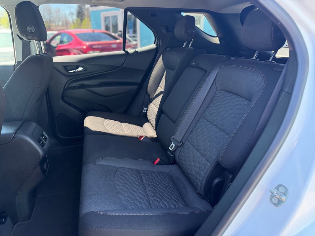 Used 2018 Chevrolet Equinox LT AWD/4WD image 9