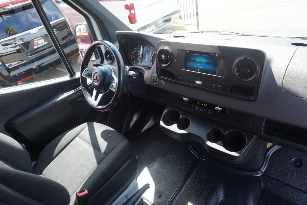 Used 2022 Mercedes-Benz Sprinter 1500 image 39