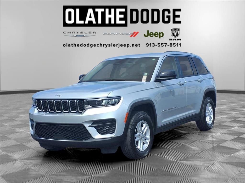 Used 2023 Jeep Grand Cherokee Laredo