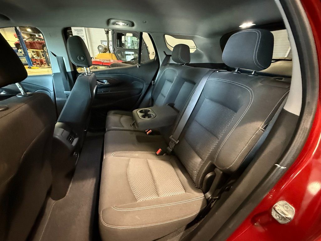 Certified 2022 GMC Terrain SLE w/ Driver Convenience Package image 28