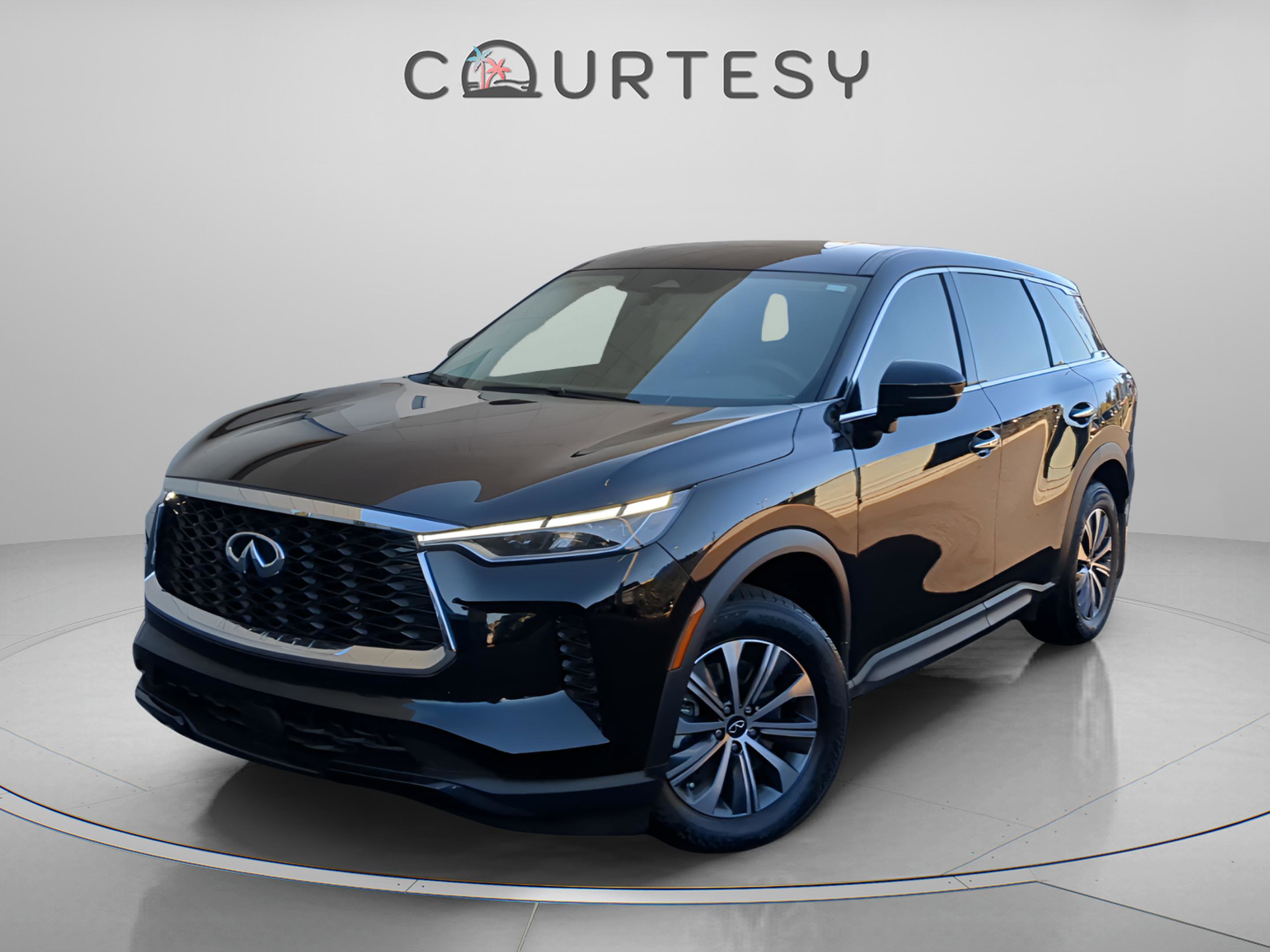 Used 2025 INFINITI QX60 Pure w/ Cargo Package image 1