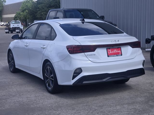 Used 2024 Kia Forte LXS FWD image 7