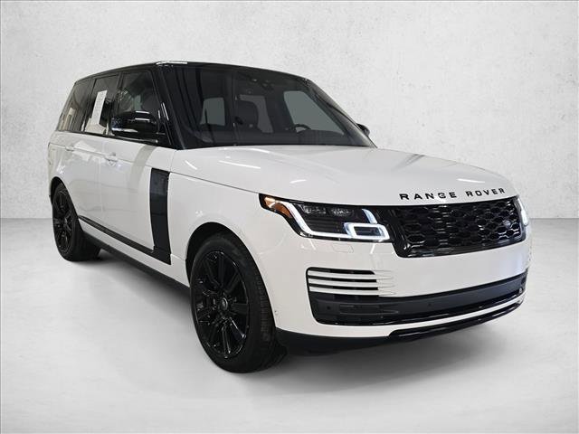 Used 2020 Land Rover Range Rover HSE image 3