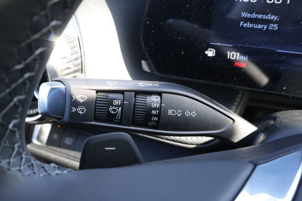 New 2026 Chevrolet Equinox LT w/ Convenience Package II image 24