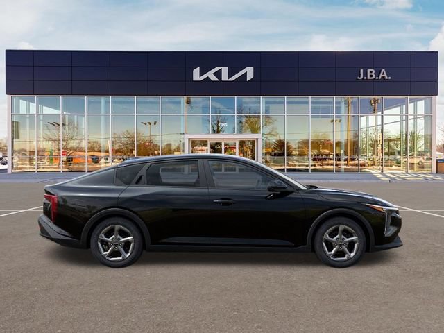 New 2026 Kia K4 FWD image 7
