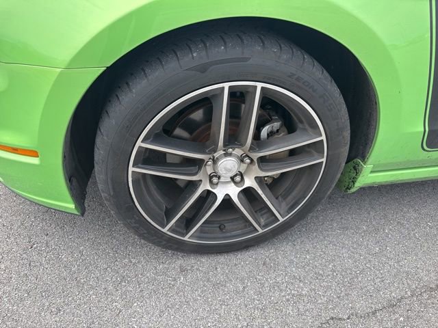 Used 2013 Ford Mustang GT Premium w/ Security Pkg image 9