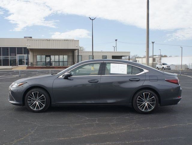 Used 2025 Lexus ES 350 w/ Premium Package FWD image 13